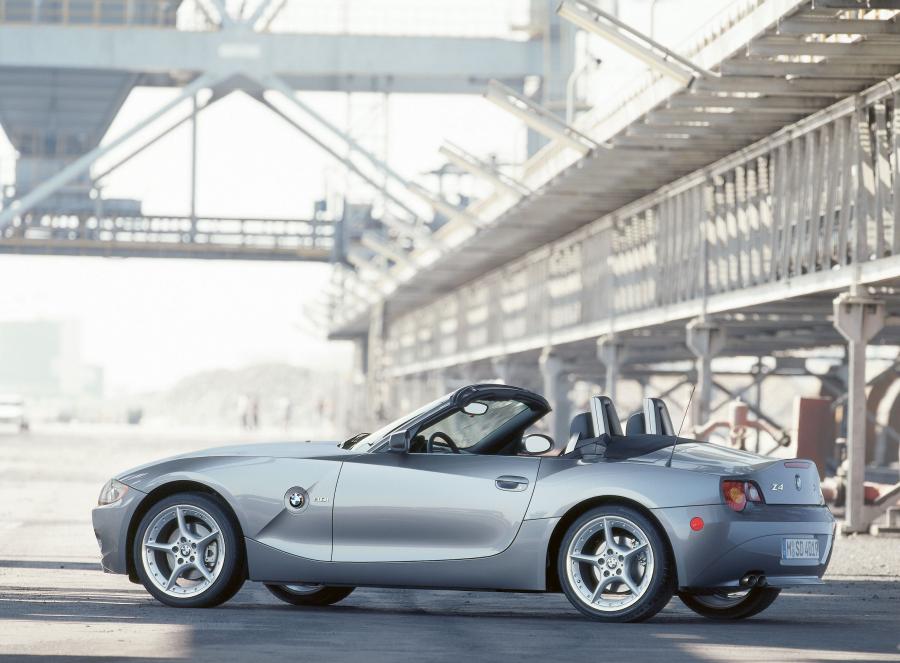  BMW Z4 3.0i Roadster (E85) 2002 года  (фото 7 из 28)